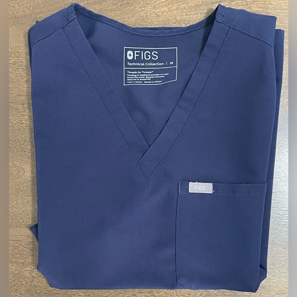 Fig’s Catarina One Pocket Scrub Top